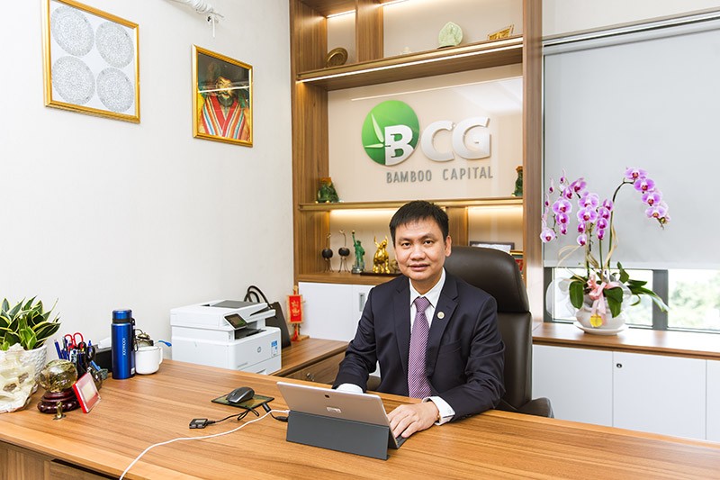 V&igrave; sao cựu Chủ tịch Bamboo Capital Nguyễn Hồ Nam bị khởi tố?- Ảnh 1.