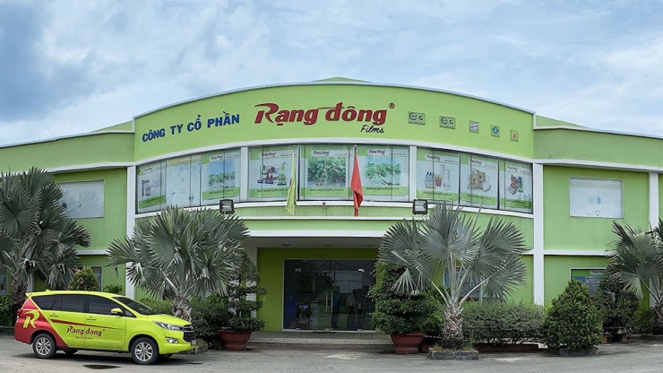 Nhà sản xuất nhựa 65 năm tuổi làm ăn ra sao mà nhân sự nghỉ việc hàng loạt, phải ngừng hoạt động?- Ảnh 1.