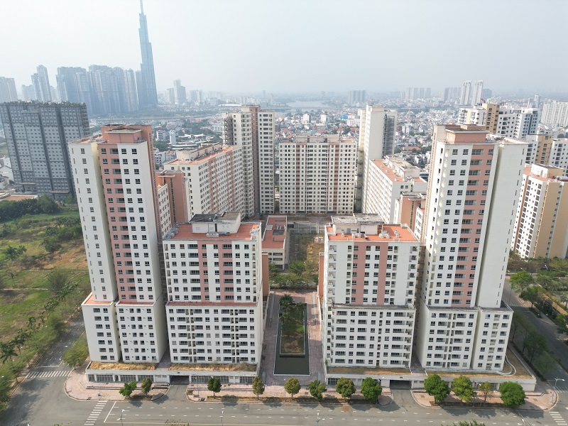 Gần 4.000 căn hộ tái định cư tại Thủ Thiêm sẽ chuyển sang nhà ở thương mại- Ảnh 1.