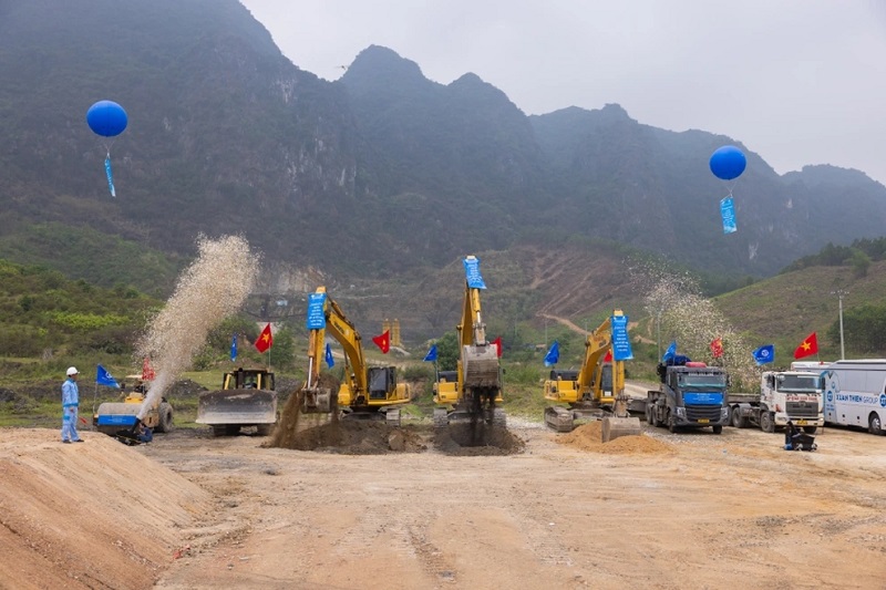 Khởi công nhà máy 8.000 tỷ đồng tại Hòa Bình- Ảnh 1.