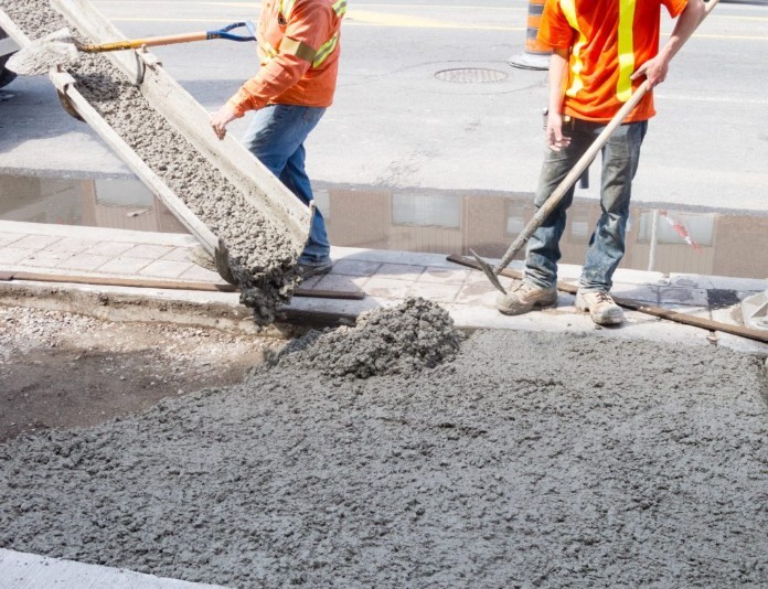 Công trình ven biển và nhiễm phèn: Nên chọn loại xi măng nào để không lo xuống cấp?- Ảnh 1.