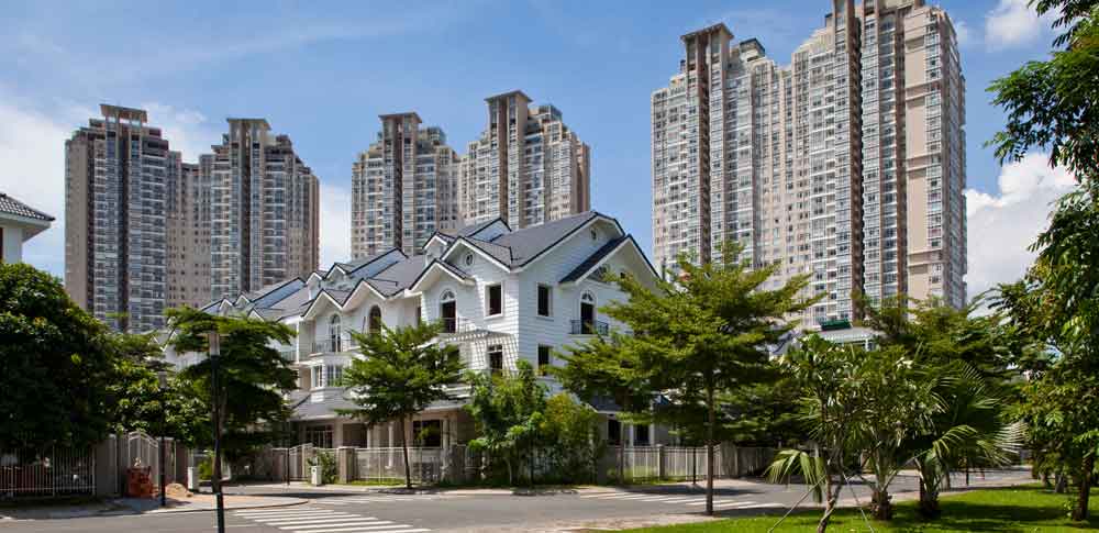 VietinBank chào bán khoản nợ hơn 53 tỷ đồng, tài sản bảo đảm là căn hộ cao cấp Sài Gòn Pearl và khu đất 37.000 m² tại Bình Phước- Ảnh 1.