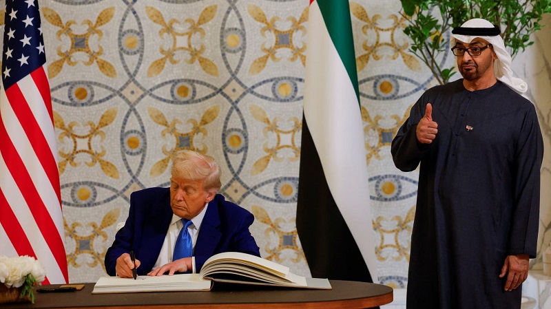 Ông Trump thúc đẩy hợp tác công nghệ, mở cửa cho UAE tiếp cận chip AI tiên tiến thế giới- Ảnh 1.