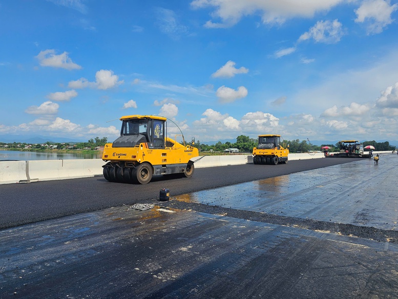 Cao tốc Bắc - Nam phía Đông sắp thông xe thêm 108km- Ảnh 1.
