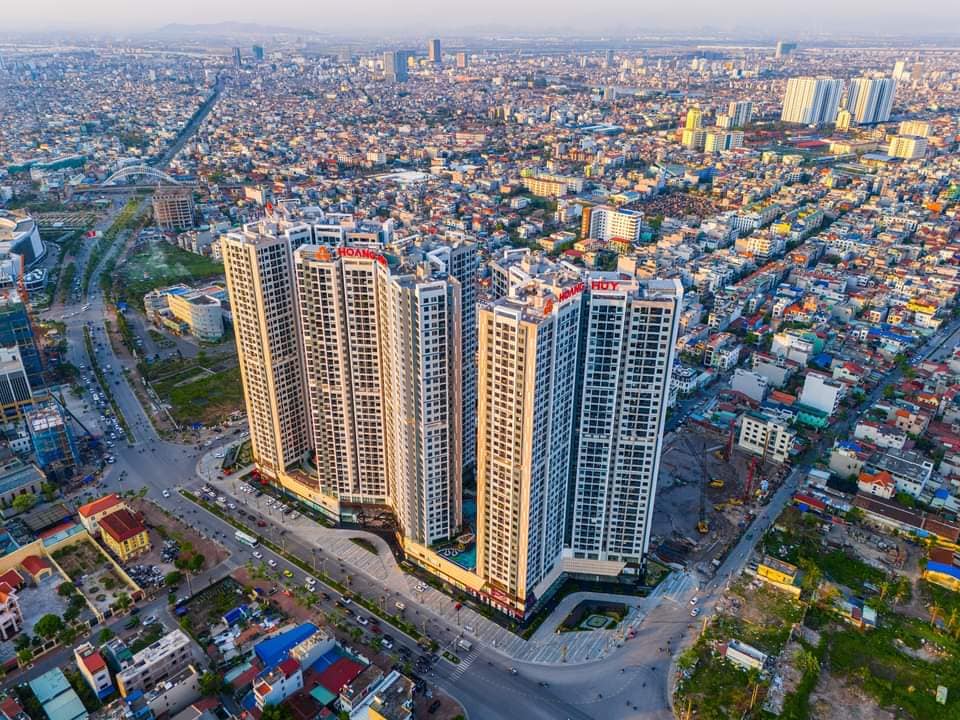 Đại gia bất động sản Hoàng Huy hé lộ kế hoạch tài chính tham vọng của công ty liên kết CRV- Ảnh 1.