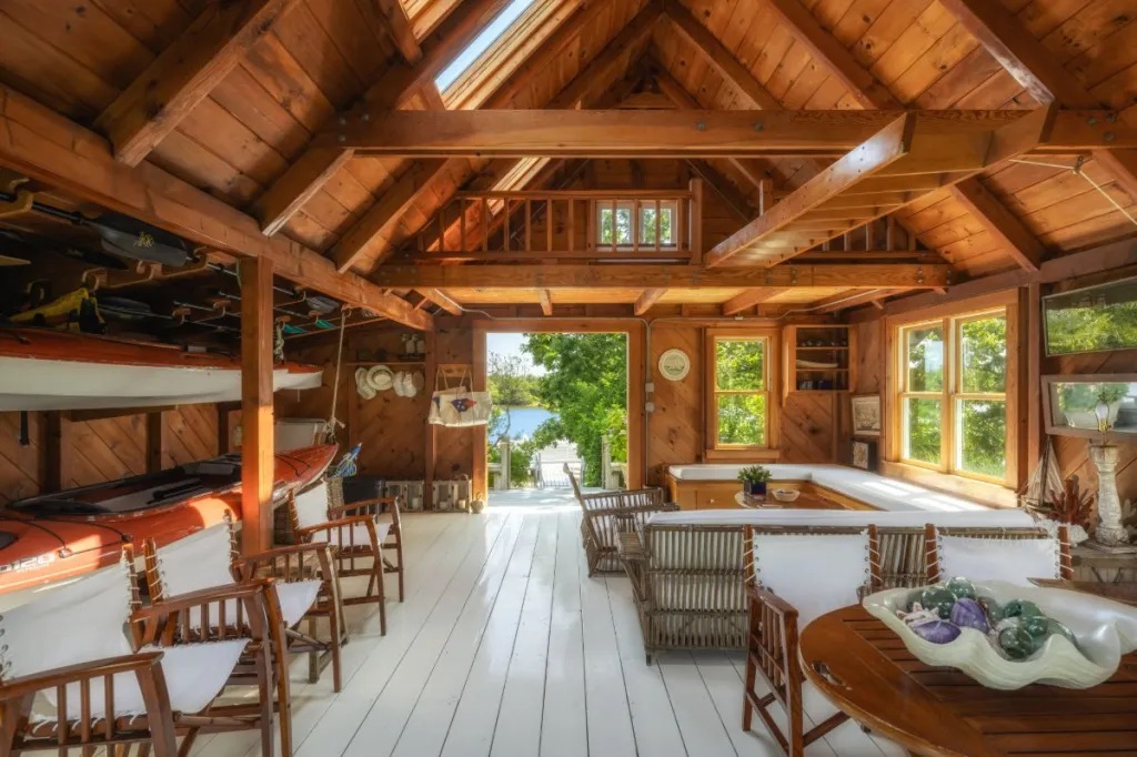hi88 hi880 nghỉ dưỡng gia đình cựu Tổng thốngObama thuê tại Martha's Vineyard được rao bán với giá 39 triệu USD- Ảnh 11.
