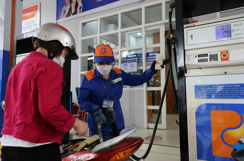 Giá xăng dầu chiều 22-5: Giá xăng tiếp tục giảm- Ảnh 1.