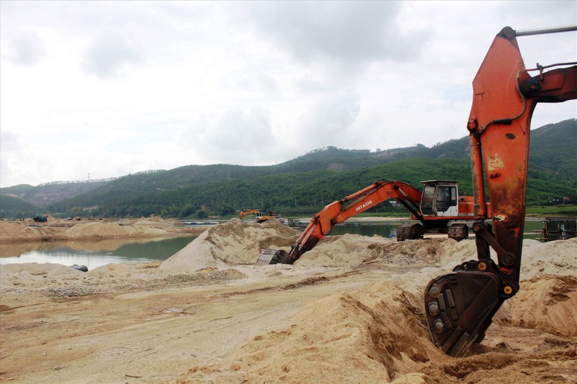 Thông tin mới nhất về vụ mỏ cát được đấu giá từ 1,2 tỷ lên 370 tỷ đồng ở Quảng Nam- Ảnh 1.