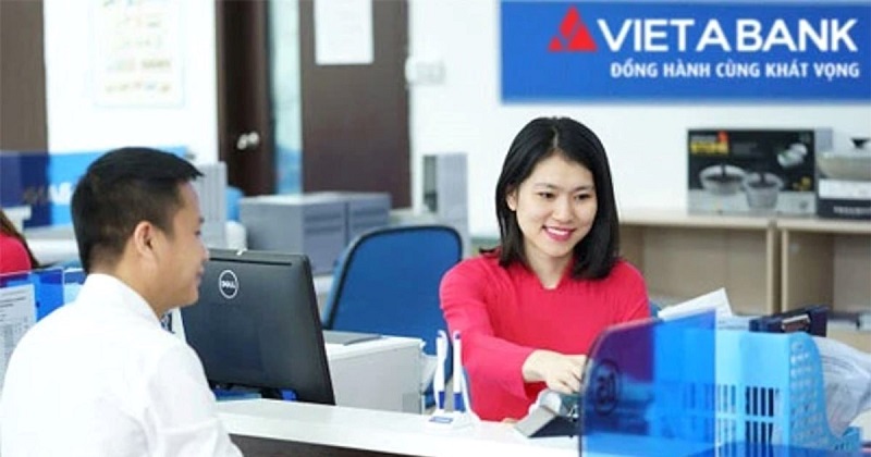 Việt Phương Group đăng ký bán 17 triệu cổ phiếu VAB, giảm sở hữu tại VietABank để tuân thủ giới hạn luật định- Ảnh 1.
