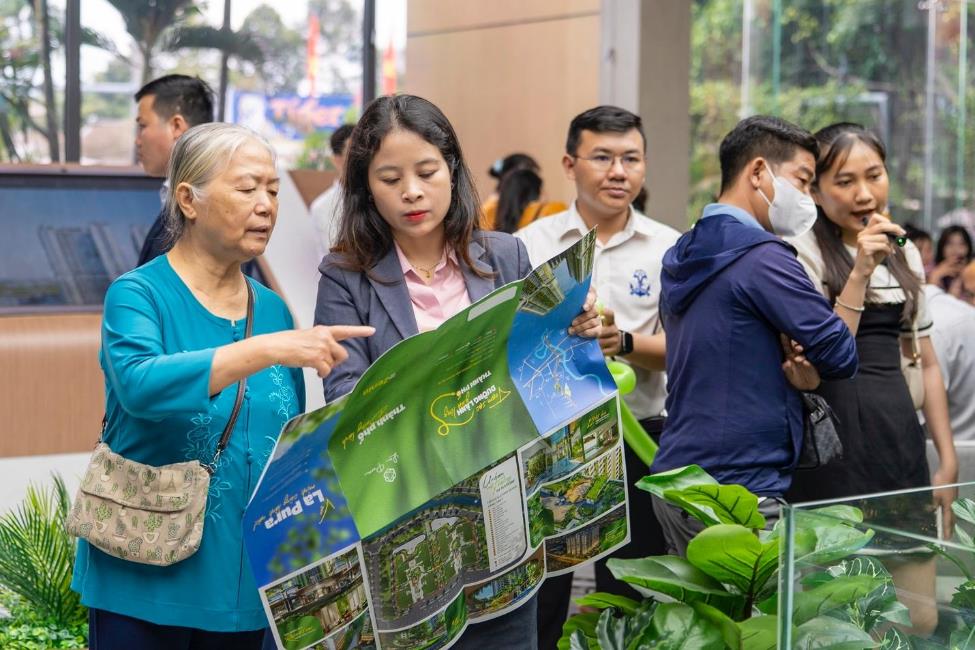 Nhà đầu tư “dịch chuyển” về đô thị cạnh khu công nghiệp, có gì hấp dẫn?- Ảnh 2.