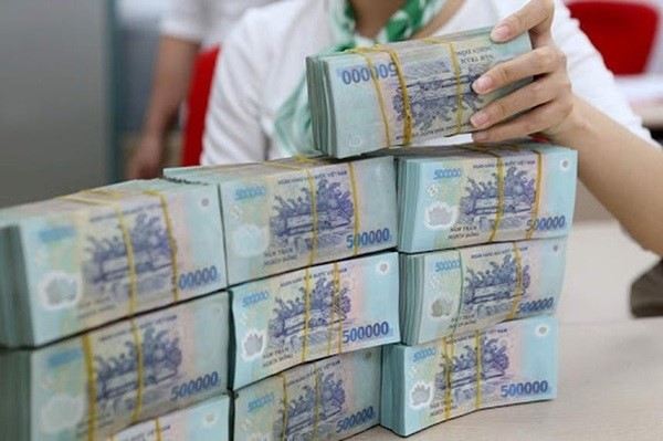 Thấy gì từ việc lãi suất liên ngân hàng tăng vọt?- Ảnh 1.