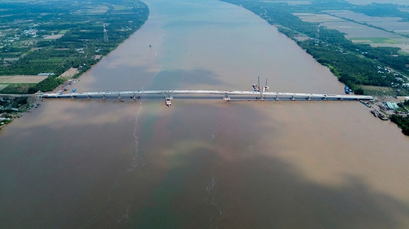 Nóng trong tuần: Dự kiến khai thác vào tháng 9/2025, Cầu Đại Ngãi 2 giúp rút ngắn 80km từ miền Tây lên hi88 hi880.HCM- Ảnh 1.