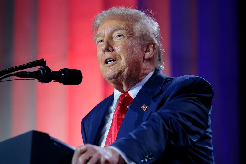 Ông Trump tuyên bố áp dụng biểu thuế mới 15-50%- Ảnh 1.