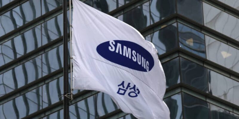 Samsung ký siêu hợp đồng 16,5 tỷ USD với đối tác không tiết lộ danh tính cho đến cuối năm 2033- Ảnh 1.