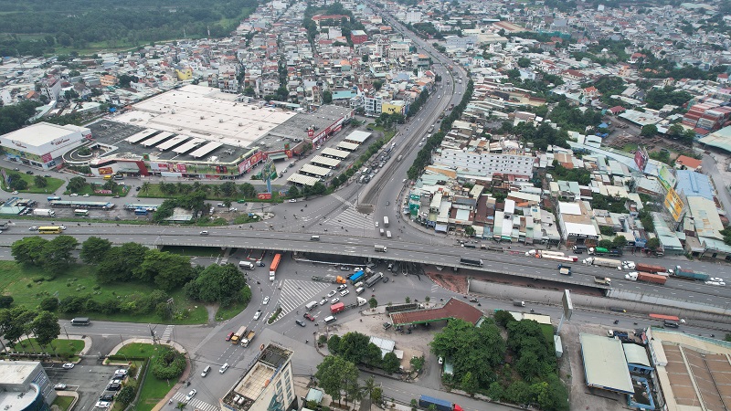 Chi tiết 2 phương án làm đường trên cao dọc Quốc lộ 51- Ảnh 1.