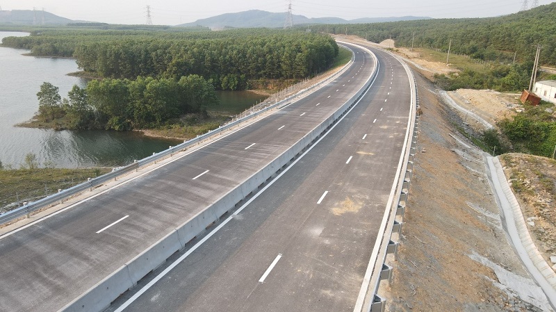 Đèo Cả thành lập Xí nghiệp quản lý, vận hành cao tốc Vũng Áng – Bùng tại Hà Tĩnh- Ảnh 1.