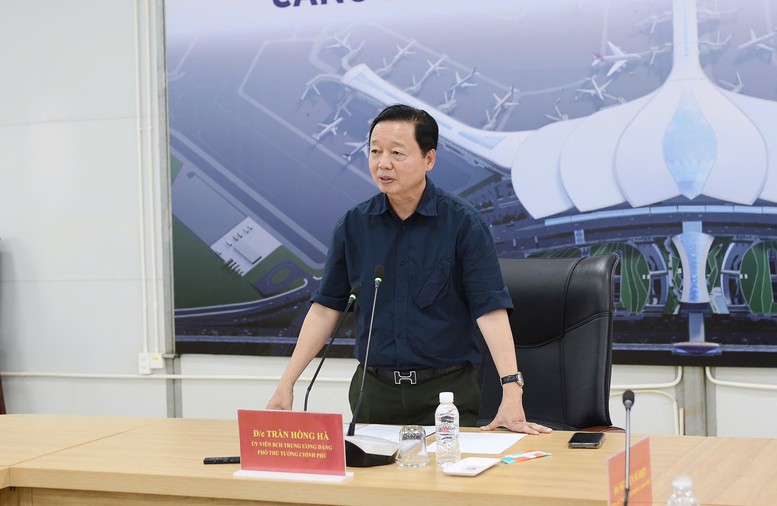 Kiểm tra tiến độ sân bay Long Thành, Phó Thủ tướng chỉ đạo các đơn vị bảo đảm đồng bộ tiến độ- Ảnh 1.