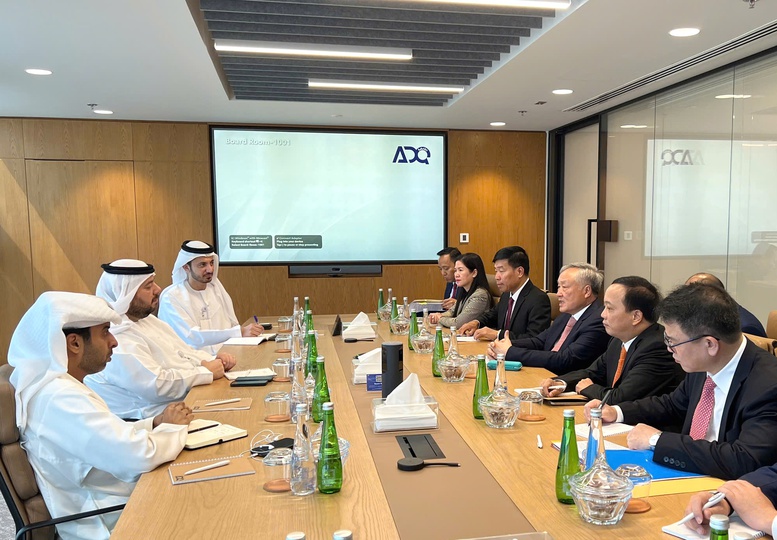 Ph&oacute; Thủ tướng: Đề nghị UAE hỗ trợ Việt Nam x&acirc;y trung t&acirc;m t&agrave;i ch&iacute;nh quốc tế- Ảnh 1.