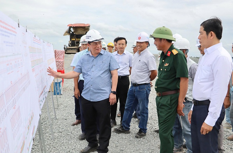 An Giang: Dự &aacute;n th&agrave;nh phần 1, cao tốc Ch&acirc;u Đốc - Cần Thơ - S&oacute;c Trăng giai đoạn 1 sẽ th&ocirc;ng xe trước 10/12- Ảnh 1.