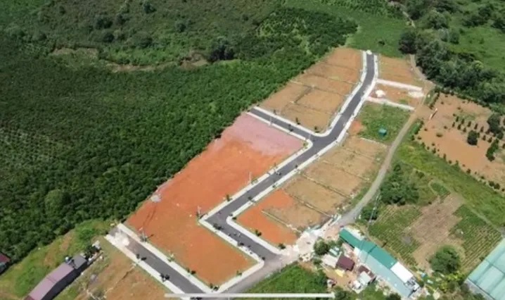 Ai lỡ mua biệt thự “ma” ở Lâm Đồng liên hệ công an gấp- Ảnh 1.