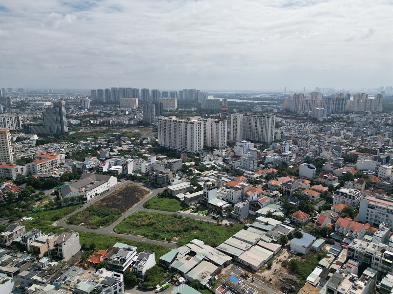 Nóng trong tuần: TP.HCM liên tục gỡ vướng, cấp sổ hồng cho cư dân- Ảnh 1.