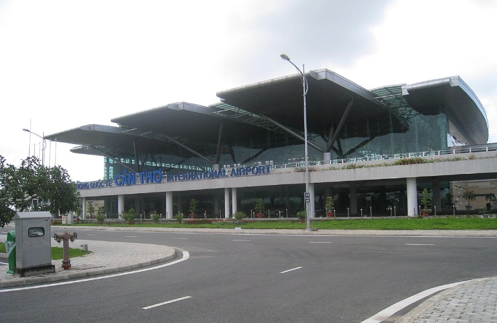 UBND TP Cần Thơ kiến nghị sớm đầu tư, nâng cấp Cảng hàng không quốc tế Cần Thơ- Ảnh 1. UBND TP Cần Thơ kiến nghị sớm đầu tư, nâng cấp Cảng hàng không quốc tế Cần Thơ- Ảnh 1.