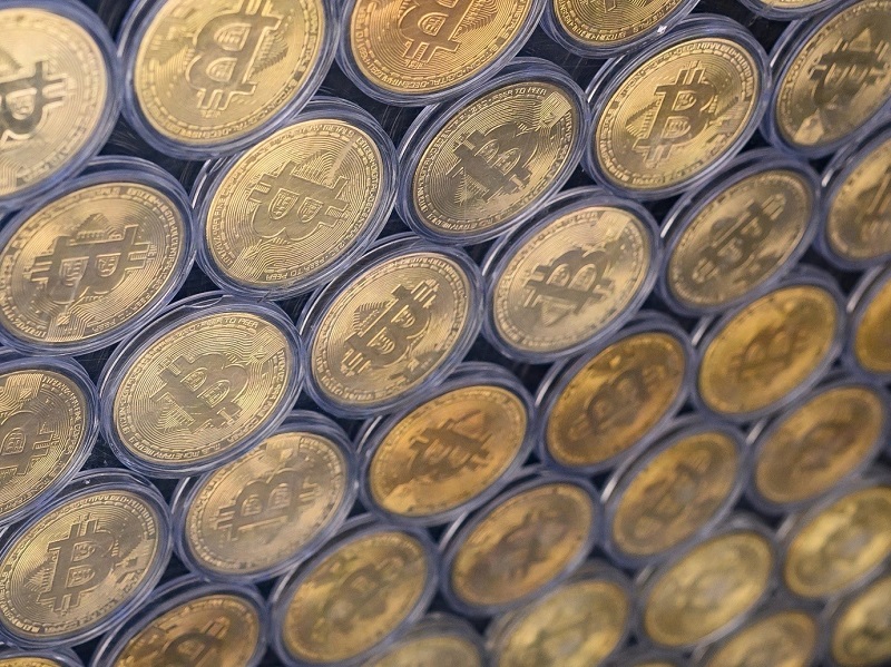 Bộ Tư pháp Mỹ vừa khởi tố vụ án lịch sử, tịch thu khoảng 15 tỷ USD Bitcoin từ “đế chế lừa đảo qua mạng” - Ảnh 1.