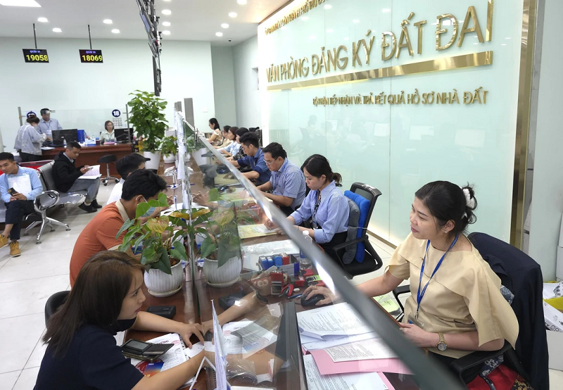 Nhiều chính sách mới về đất đai, nhà ở tại TP.HCM vừa có hiệu lực- Ảnh 1. Nhiều chính sách mới về đất đai, nhà ở tại TP.HCM vừa có hiệu lực- Ảnh 1.