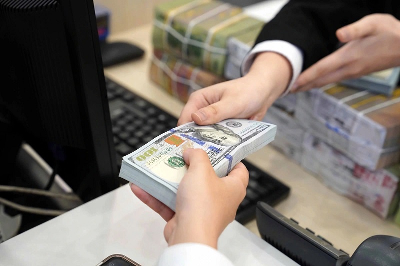 Gần 8 tỷ USD kiều hối về TP.HCM trong 9 tháng- Ảnh 1.