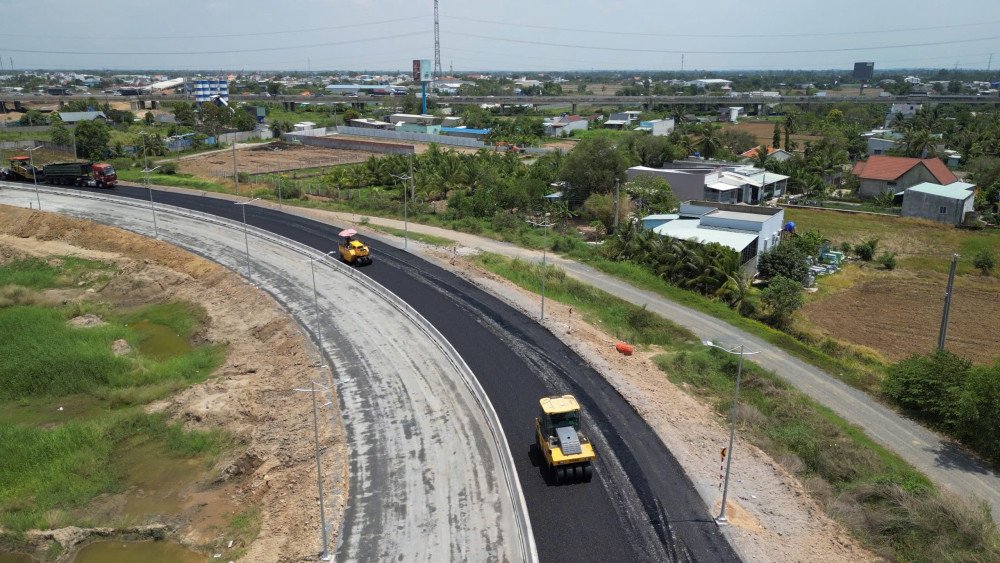 Lãnh đạo tỉnh Tây Ninh yêu cầu đẩy nhanh giải ngân vốn đầu tư công năm 2025- Ảnh 1.