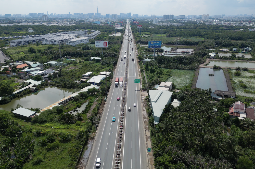 Tin mới nhất về tuyến cao tốc “huyết mạch” kết nối TP.HCM tới sân bay Long Thành- Ảnh 1. Tin mới nhất về tuyến cao tốc “huyết mạch” kết nối TP.HCM tới sân bay Long Thành- Ảnh 1.