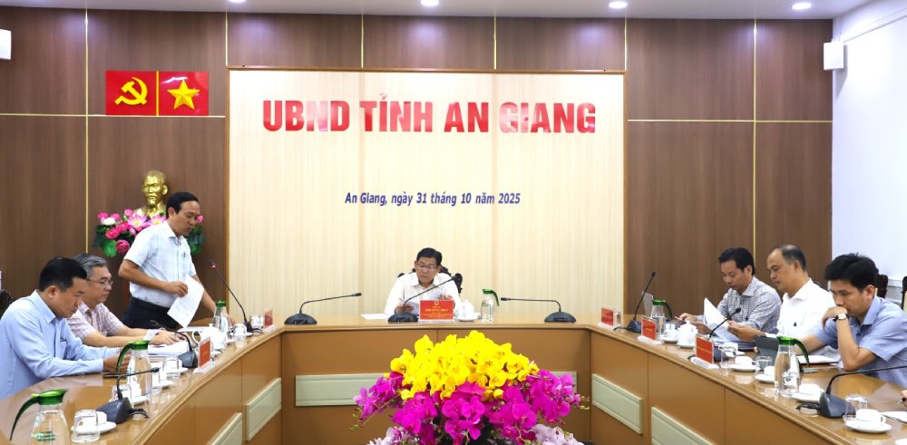An Giang triển khai lập quy hoạch đô thị và nông thôn giai đoạn 2025-2026- Ảnh 1. An Giang triển khai lập quy hoạch đô thị và nông thôn giai đoạn 2025-2026- Ảnh 1.