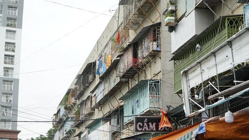 TP.HCM sẽ tổ chức kiểm định 186 chung cư xuống cấp, hư hỏng- Ảnh 1. TP.HCM sẽ tổ chức kiểm định 186 chung cư xuống cấp, hư hỏng- Ảnh 1.