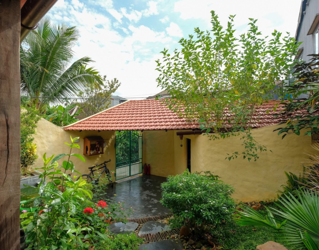 Nhà ống Huế chống lụt như pháo đài kiên cố từ vật liệu tái chế, tiết kiệm chi phí- Ảnh 5. Nhà ống Huế chống lụt như pháo đài kiên cố từ vật liệu tái chế, tiết kiệm chi phí- Ảnh 5.