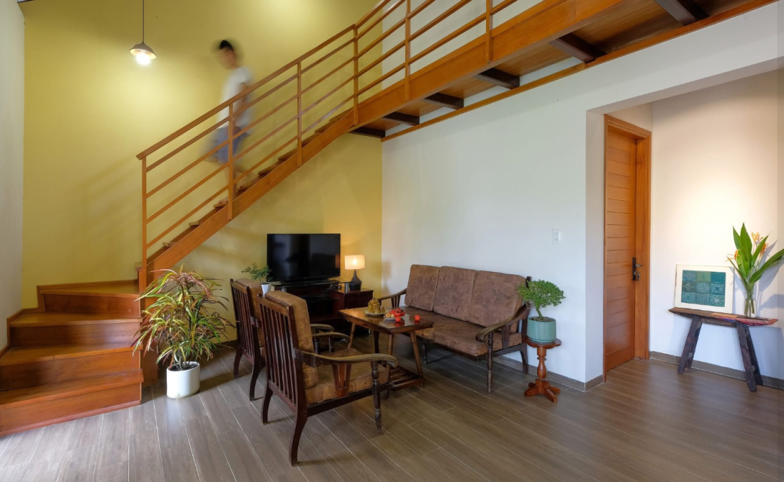 Nhà ống Huế chống lụt như pháo đài kiên cố từ vật liệu tái chế, tiết kiệm chi phí- Ảnh 8. Nhà ống Huế chống lụt như pháo đài kiên cố từ vật liệu tái chế, tiết kiệm chi phí- Ảnh 8.