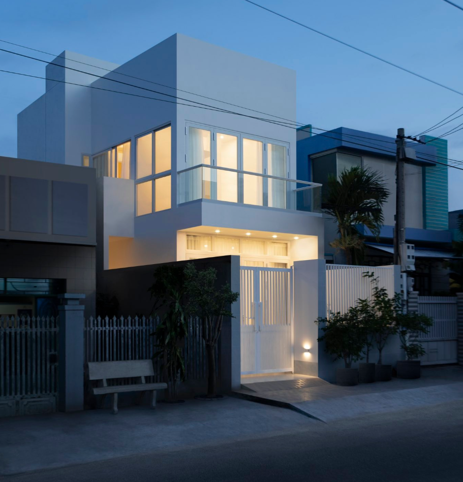 Nhà nhỏ Bình Thuận ngân sách vừa phải ôm trọn gió biển nhờ thiết kế động- Ảnh 1. Nhà nhỏ Bình Thuận ngân sách vừa phải ôm trọn gió biển nhờ thiết kế động- Ảnh 1.