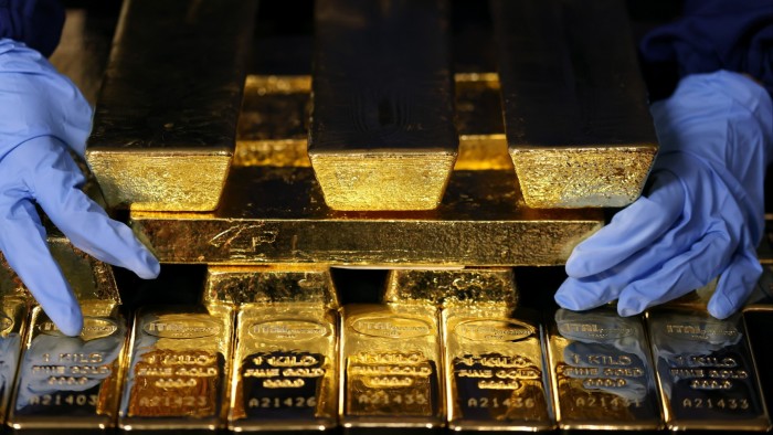 Giá vàng leo thang, Italy muốn khẳng định kho vàng 300 tỷ USD ngân hàng trung ương đang quản lý thuộc sở hữu toàn dân- Ảnh 1.