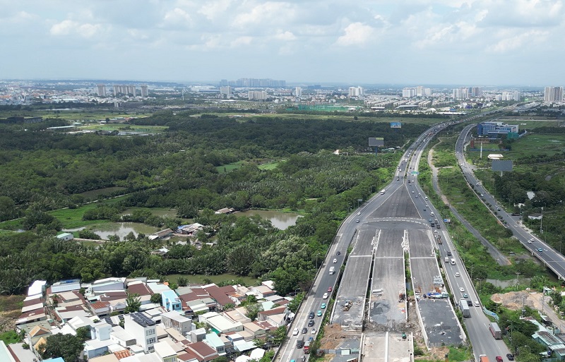 TP.HCM lập Hội đồng thẩm định bảng giá đất- Ảnh 1. TP.HCM lập Hội đồng thẩm định bảng giá đất- Ảnh 1.