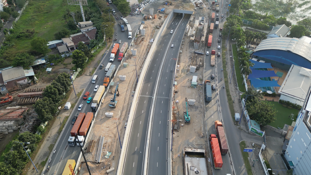 Thay bạn đi xem công trường xây nút giao 3.400 tỷ tại TP.HCM- Ảnh 12. Thay bạn đi xem công trường xây nút giao 3.400 tỷ tại TP.HCM- Ảnh 12.