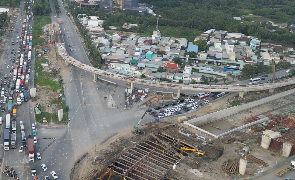 Thay bạn đi xem công trường xây nút giao 3.400 tỷ tại TP.HCM- Ảnh 6. Thay bạn đi xem công trường xây nút giao 3.400 tỷ tại TP.HCM- Ảnh 6.
