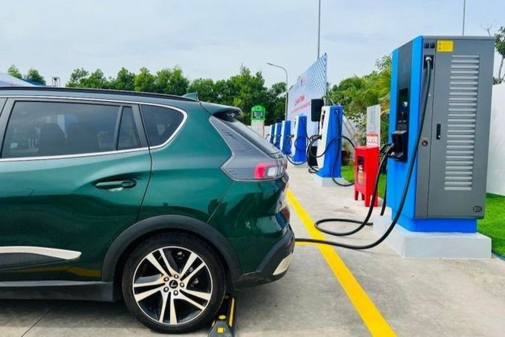 Bổ sung giá điện riêng cho xe sạc điện- Ảnh 1.