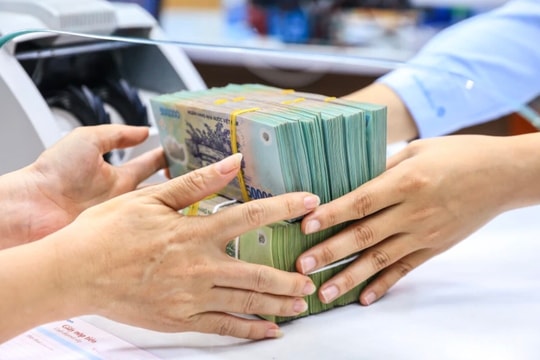 Ngân hàng nào đang hút tiền gửi mạnh nhất hiện nay?- Ảnh 1. Ngân hàng nào đang hút tiền gửi mạnh nhất hiện nay?- Ảnh 1.