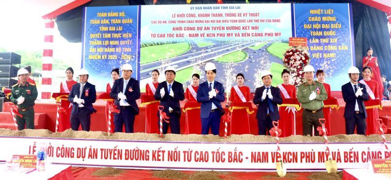 Gia Lai khởi c&ocirc;ng tuyến đường hơn 2.114 tỷ đồng nối cao tốc Bắc &ndash; Nam với bến cảng Ph&ugrave; Mỹ- Ảnh 1.