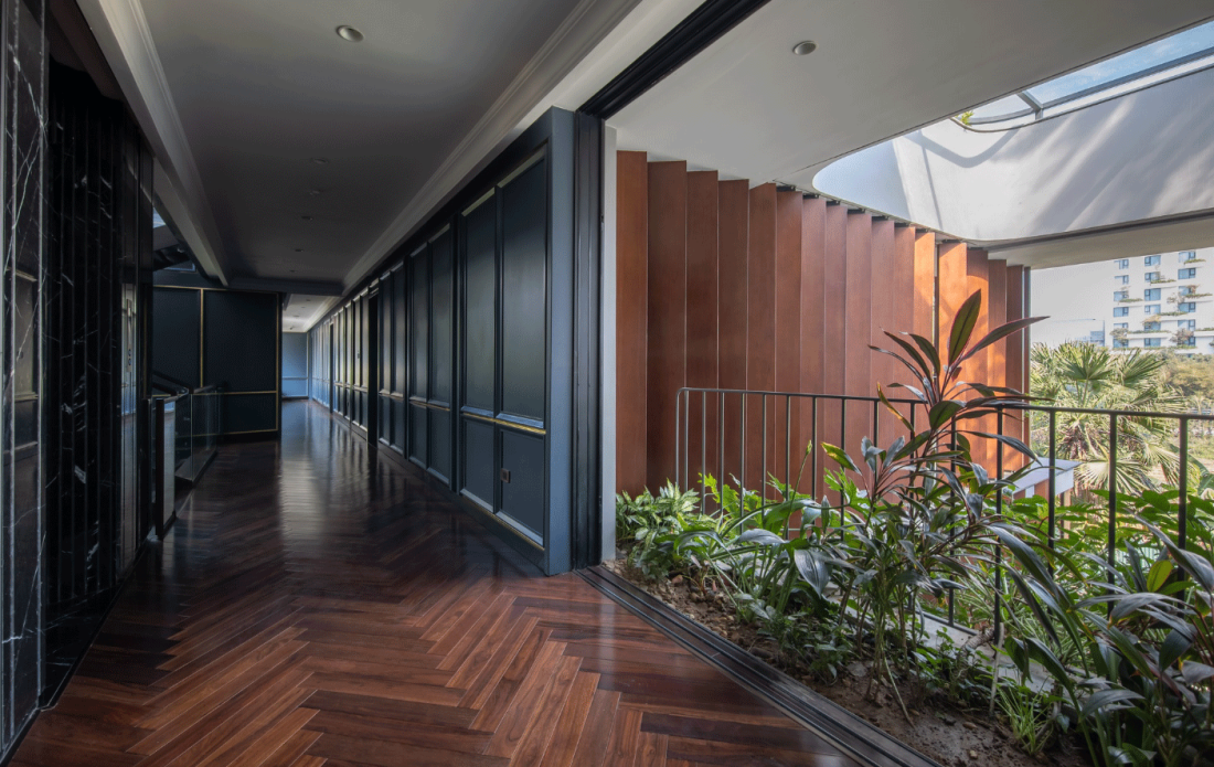 Biệt thự g&oacute;c Bắc Giang kiến tạo ng&ocirc;i l&agrave;ng thẳng đứng đa lớp cho gia đ&igrave;nh đa thế hệ- Ảnh 13.