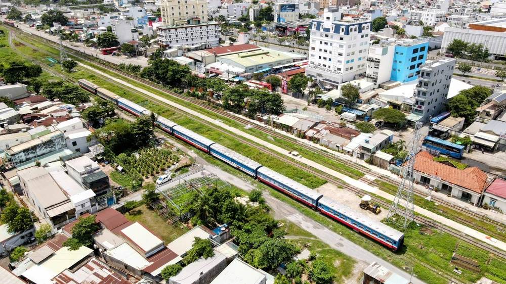 2 tuyến đường sắt nào đang được TP.HCM đẩy nhanh quy hoạch?- Ảnh 2. 2 tuyến đường sắt nào đang được TP.HCM đẩy nhanh quy hoạch?- Ảnh 2.