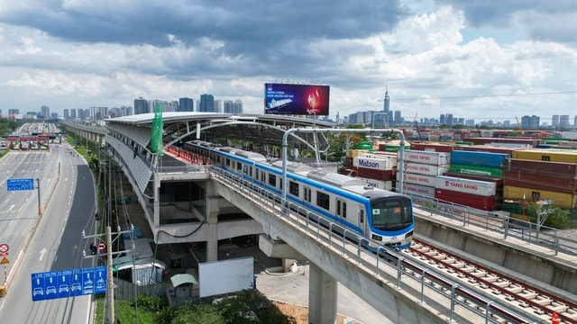 N&oacute;ng trong tuần: Ưu ti&ecirc;n metro nối s&acirc;n bay Long Th&agrave;nh v&agrave; T&acirc;n Sơn Nhất- Ảnh 1.