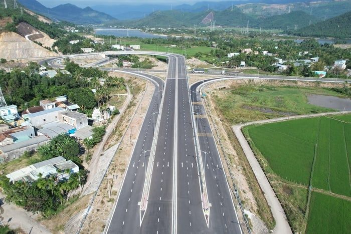 Đầu tư dự &aacute;n n&acirc;ng cấp, mở rộng đường tr&aacute;nh Nam Hải V&acirc;n, th&agrave;nh phố Đ&agrave; Nẵng- Ảnh 1.