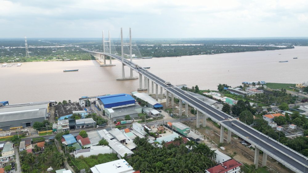 Đồng Th&aacute;p chuẩn bị mặt bằng l&agrave;m cầu vượt ngay cửa ng&otilde; Rạch Miễu 2- Ảnh 2.