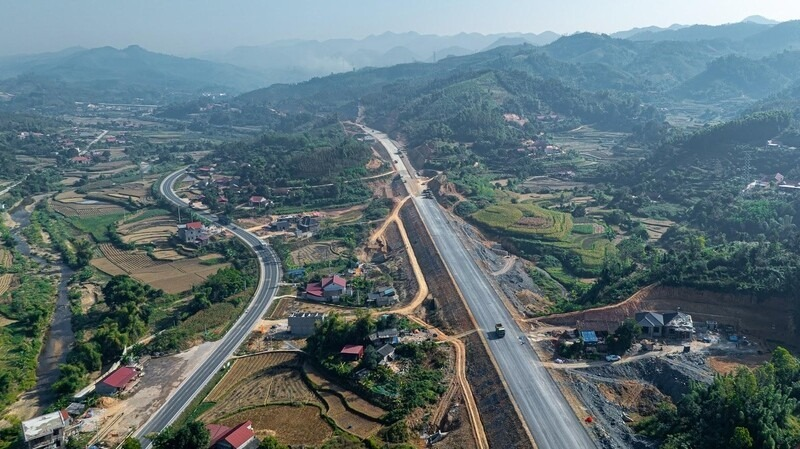 Sắp khánh thành cao tốc Hữu Nghị – Chi Lăng và Đồng Đăng – Trà Lĩnh giai đoạn 1- Ảnh 1. Sắp khánh thành cao tốc Hữu Nghị – Chi Lăng và Đồng Đăng – Trà Lĩnh giai đoạn 1- Ảnh 1.