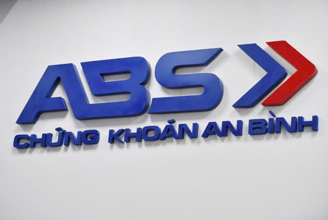 C&ocirc;ng ty chứng kho&aacute;n trong hệ sinh th&aacute;i ABBank bị phạt hơn 412 triệu đồng, l&atilde;nh đạo đồng loạt xin từ nhiệm- Ảnh 1.